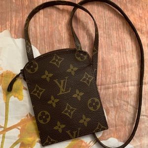 Vintage Louis Vuitton secret pouch